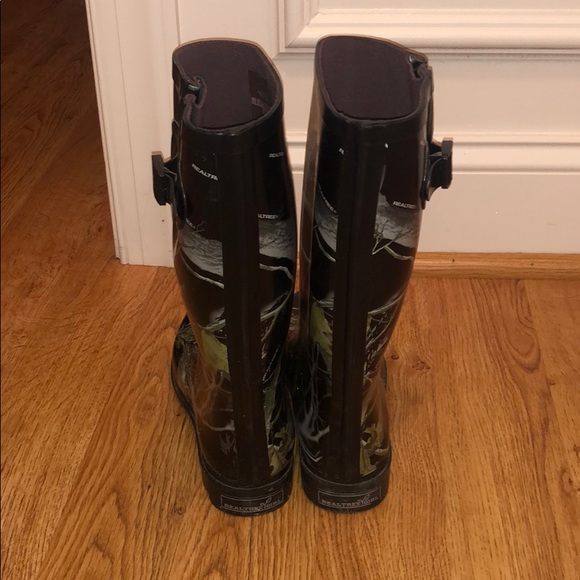 Realtree Girl Rain Boots☔️ - Picture 3 of 6